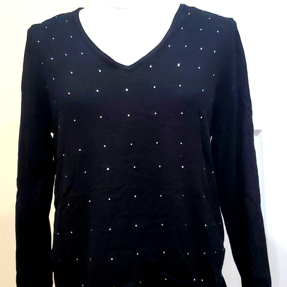 MUST GO! ⭐ Jaclyn Smith | Rhinestone top